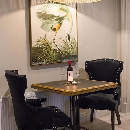 The At Castle Apartamento *