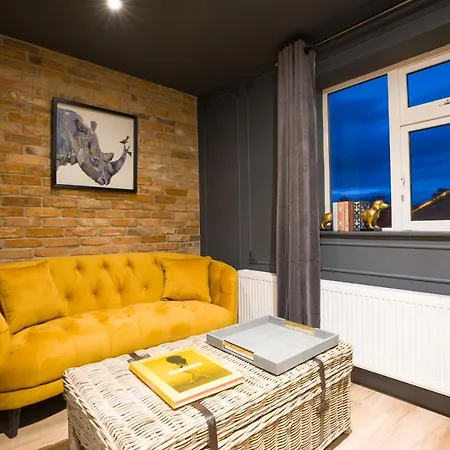 The At Castle Apartamento *